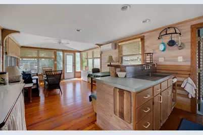 1911 Seidenberg Avenue, Key West, FL 33040 - Photo 24
