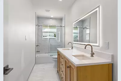 248 W Seaview Drive, Duck Key, FL 33050 - Photo 16