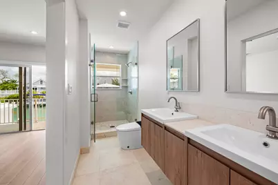 248 W Seaview Drive, Duck Key, FL 33050 - Photo 12