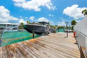 248 W Seaview Dr, Duck Key, FL 33050 - Photo 24