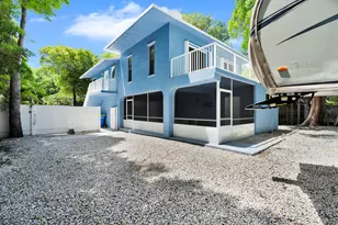 107 Sioux St, Plantation Key, FL 33070 - Photo 2