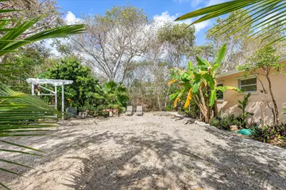 29284 Coconut Palm Drive, Big Pine Key, FL 33043 - Photo 24