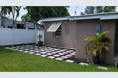 1227 20th, Key West, FL 33040 - Photo 18