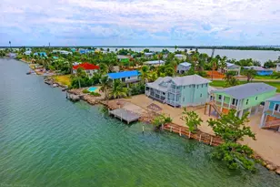 21 E Circle Dr, Saddlebunch, FL 33040 - Photo 1