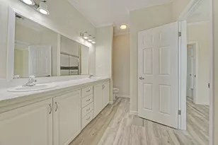 21 E Circle Dr, Saddlebunch, FL 33040 - Photo 6