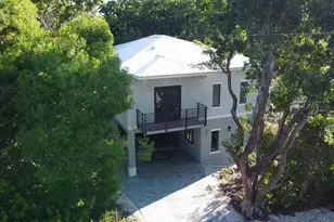 901 Estall St, Key Largo, FL 33037 - Photo 2