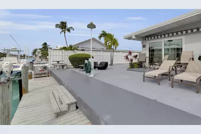 281 & 291 10th Street, Key Colony, FL 33051 - Photo 8