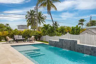 1 Bougainvillea Ave, Key Haven, FL 33040 - Photo 4