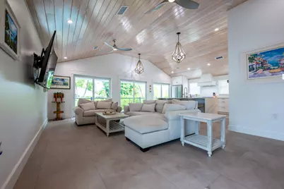 2101 Harris Avenue, Key West, FL 33040 - Photo 16