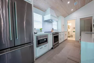2101 Harris Avenue, Key West, FL 33040 - Photo 6