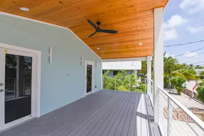 848 E Caribbean Drive, Summerland Key, FL 33042 - Photo 12