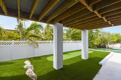 848 E Caribbean Drive, Summerland Key, FL 33042 - Photo 20