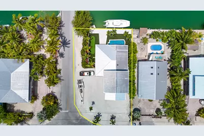 848 E Caribbean Drive, Summerland Key, FL 33042 - Photo 8