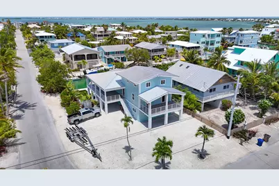 848 E Caribbean Drive, Summerland Key, FL 33042 - Photo 4