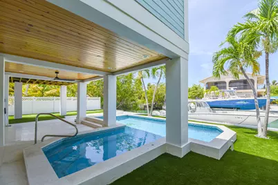 848 E Caribbean Drive, Summerland Key, FL 33042 - Photo 28