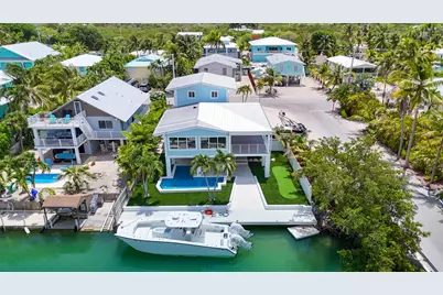 848 E Caribbean Drive, Summerland Key, FL 33042 - Photo 2