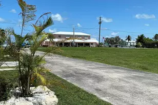 802 N Topaz, Key Largo, FL 33037 - Photo 6