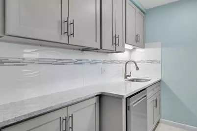 5301 Ocean Terrace #APT 2, Marathon, FL 33050 - Photo 12