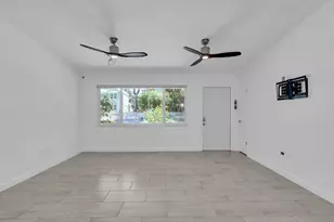 9 Transylvania Ave, Key Largo, FL 33037 - Photo 4
