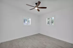9 Transylvania Ave, Key Largo, FL 33037 - Photo 18