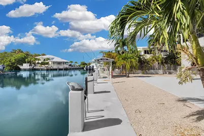 303 Sombrero Beach Road, Marathon, FL 33050 - Photo 2