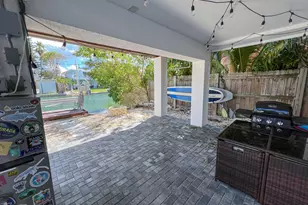 37 Palm Dr, Lower Sugarloaf Key, FL 33040 - Photo 22