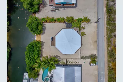 273 Indies Road, Ramrod Key, FL 33042 - Photo 34