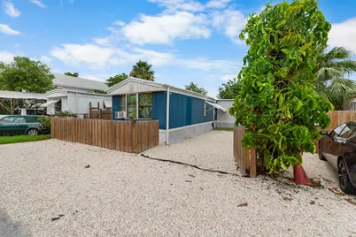 17 Palm Drive, Lower Sugarloaf Key, FL 33040 - Photo 6