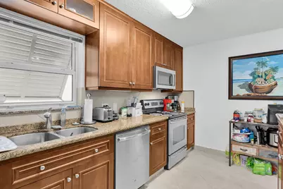127 & 121 Monroe Drive #1-3, Plantation Key, FL 33070 - Photo 14