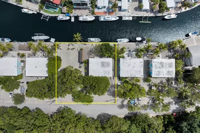 127 & 121 Monroe Drive #1-3, Plantation Key, FL 33070 - Photo 2