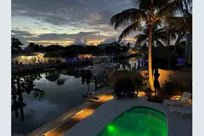315 E Ocean Drive, Key Colony, FL 33051 - Photo 28