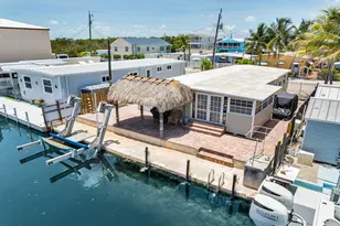 224 W 1st Ct, Key Largo, FL 33037 - Photo 1
