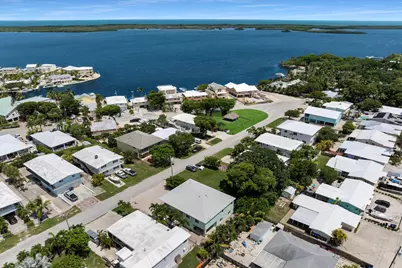 417 3rd Street, Key Largo, FL 33037 - Photo 58