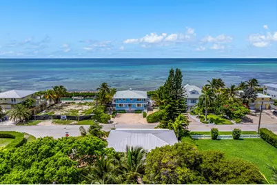 235 W Seaview Circle, Duck Key, FL 33050 - Photo 14