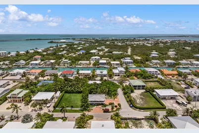 235 W Seaview Circle, Duck Key, FL 33050 - Photo 54