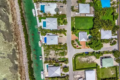 235 W Seaview Circle, Duck Key, FL 33050 - Photo 32