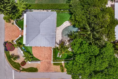 235 W Seaview Circle, Duck Key, FL 33050 - Photo 36