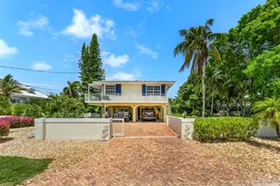 235 W Seaview Cir, Duck Key, FL 33050 - Photo 46