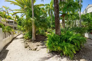 1 Spoonbill Way, Key West, FL 33040 - Photo 24