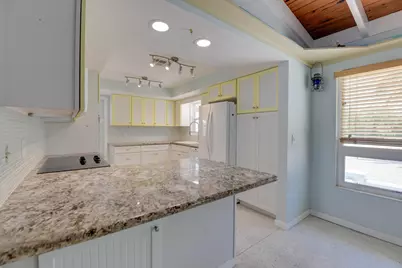 466 W Shore Drive, Summerland Key, FL 33042 - Photo 6