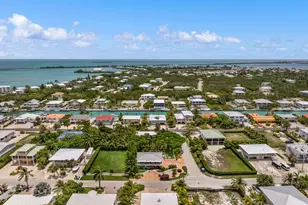 235 W Seaview Cir, Duck Key, FL 33050 - Photo 54