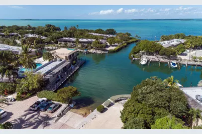 96000 Overseas Highway #APT D2, Key Largo, FL 33037 - Photo 36