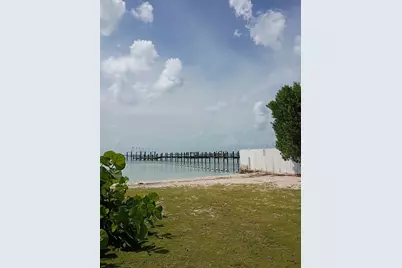 106 S Bay Harbor Drive, Key Largo, FL 33037 - Photo 14