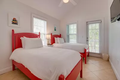 2600 Overseas Highway #5, Marathon, FL 33050 - Photo 22