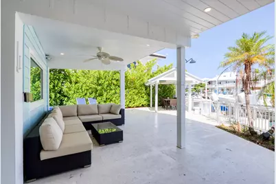 214 Aberdeen Court, Key Largo, FL 33070 - Photo 12