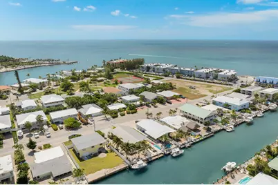 271 3rd Street, Key Colony, FL 33051 - Photo 32