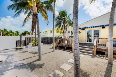 271 3rd Street, Key Colony, FL 33051 - Photo 26