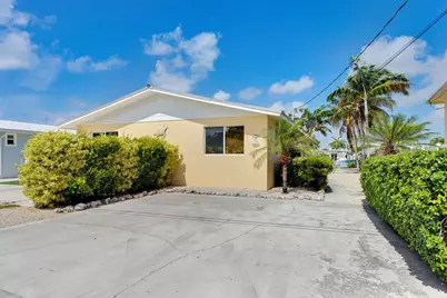 271 3rd Street, Key Colony, FL 33051 - Photo 4