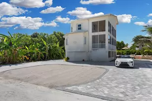 209 Corsair Rd, Duck Key, FL 33050 - Photo 34