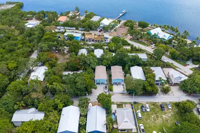 19543 Navajo Street, Sugarloaf Key, FL 33042 - Photo 14